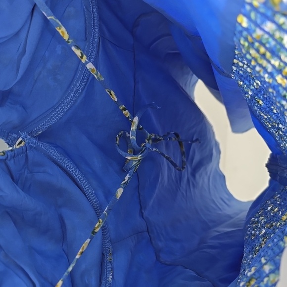 {ASTR The Label} Vivian Dress in Blue Floral - Size Medium - Picture 13 of 17